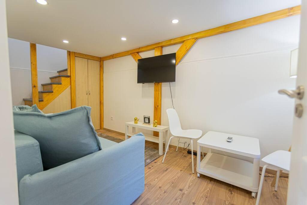 2 Bedroom Apartment In The Dob Street, Emerald Budapest Exterior photo